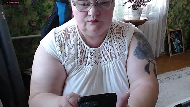 Snapshot of Goddess57 chatting on March 20, 8:42 am Goddess57 online show from March 20, 8:42 am