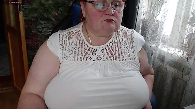 Snapshot of Goddess57 chatting on March 9, 2:50 am Goddess57 online show from March 9, 2:50 am