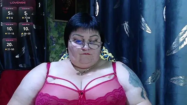 Snapshot of Goddess57 chatting on October 15, 7:22 pm Goddess57 online show from October 15, 7:22 pm