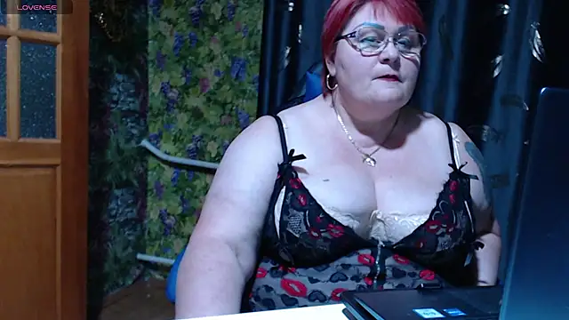 Snapshot of Goddess57 chatting on March 13, 6:01 pm Goddess57 online show from March 13, 6:01 pm