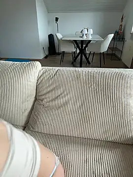 Snapshot of Lena_Lang chatting on May 11, 12:17 pm Lena Lang online show from May 11, 12:17 pm