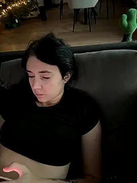 Lena Lang online show from December 14, 1:28 pm