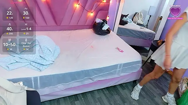 Beautifulskinny18 online show from February 27, 7:46 pm