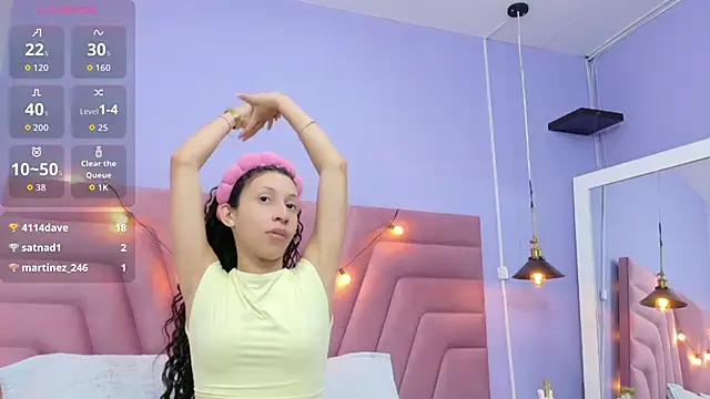 Beautifulskinny18 online show from December 4, 8:19 pm