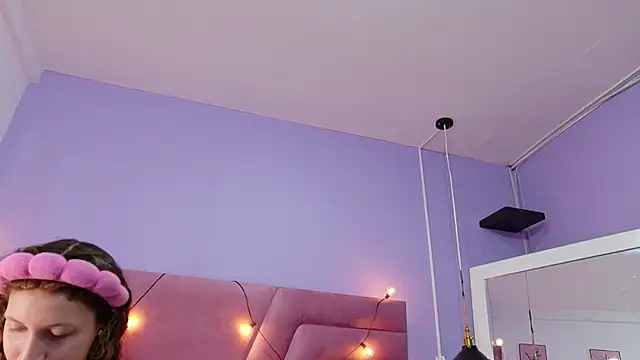 Beautifulskinny18 online show from February 10, 7:57 pm