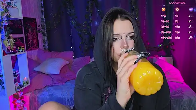 DorisGaillard online show from October 7, 6:09 pm