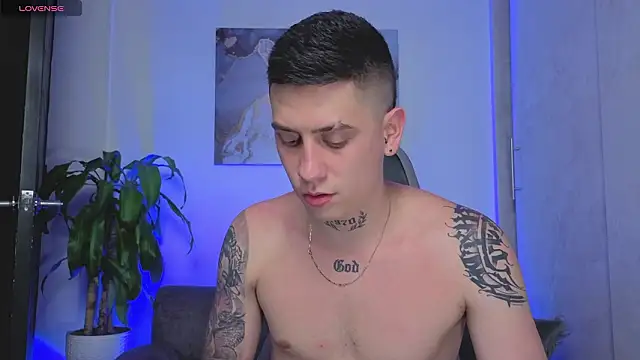 Yeiko Romero  online show from March 28, 11:39 pm