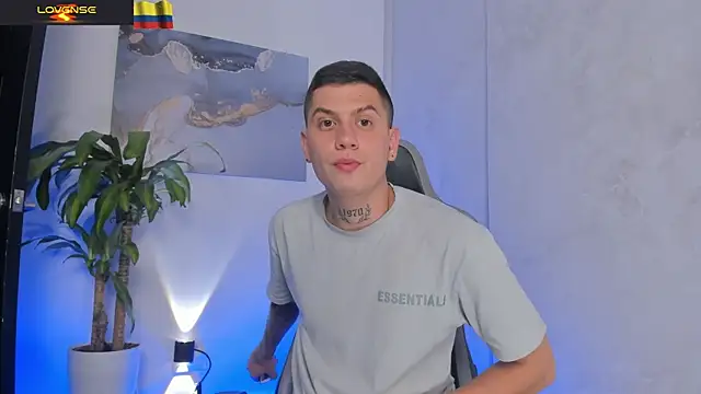 Yeiko Romero  online show from December 20, 10:45 pm