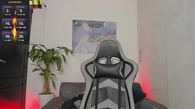 Yeiko Romero  online show from December 20, 2:14 am