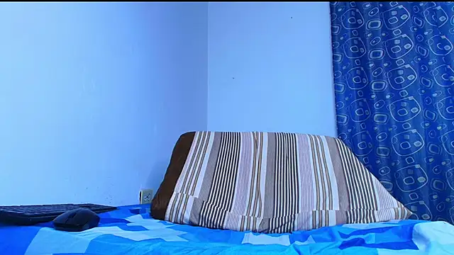Thomass00 online show from March 30, 12:28 pm