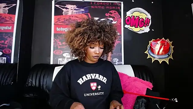Snapshot of TIFFANYYSTAR chatting on February 19, 2:01 pm TIFFANYYSTAR online show from February 19, 2:01 pm