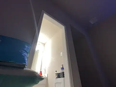 wynterheat online show from October 23, 12:53 am