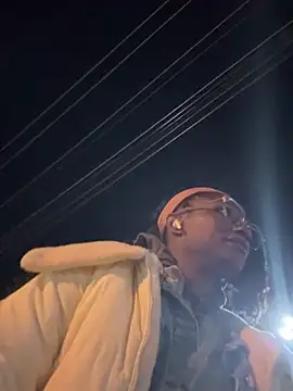 wynterheat online show from February 12, 4:01 am