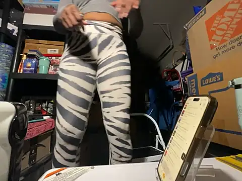 wynterheat online show from February 1, 4:16 pm