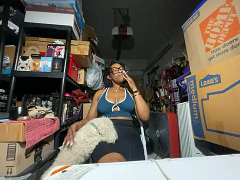 Snapshot of wynterheat chatting on April 26, 9:34 pm wynterheat online show from April 26, 9:34 pm