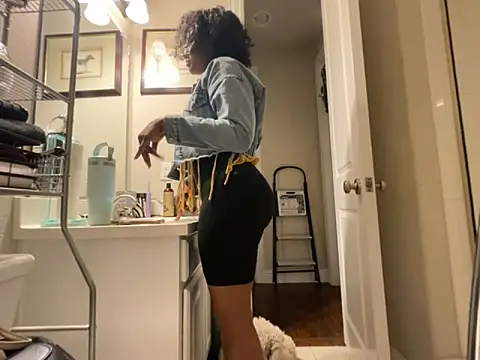 wynterheat online show from March 21, 4:46 am