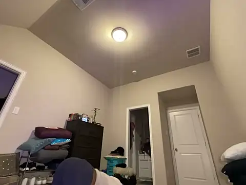 wynterheat online show from March 4, 9:22 pm