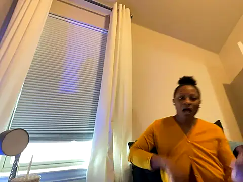 wynterheat online show from November 17, 3:27 pm