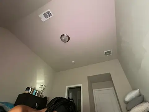 wynterheat online show from February 9, 10:19 pm