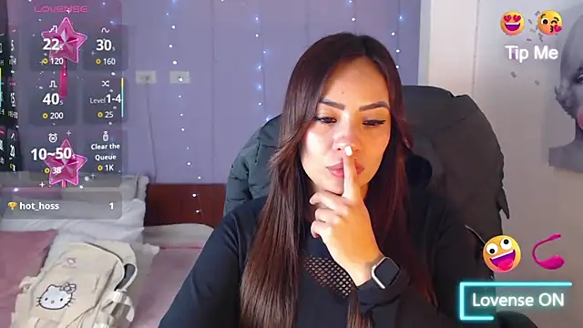 Snapshot of Paulina_627 chatting on February 24, 2:51 pm Paulina 627 online show from February 24, 2:51 pm