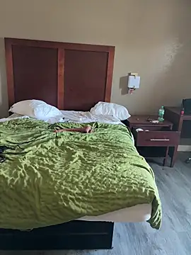 sexuallysubmissiveCD online show from March 6, 3:40 pm