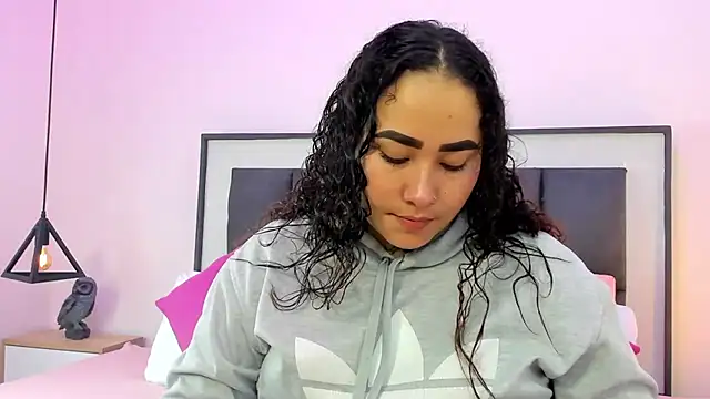 Snapshot of Ayla_martinez chatting on October 6, 2:02 am Ayla martinez online show from October 6, 2:02 am