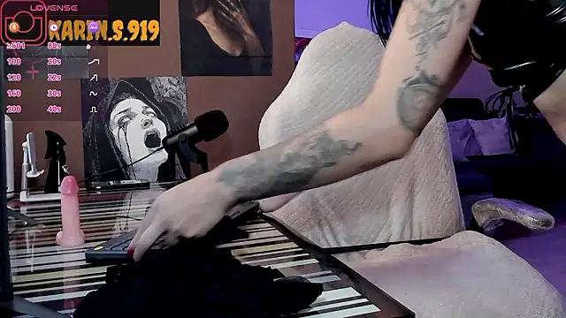 saeko karine online show from March 3, 9:44 pm