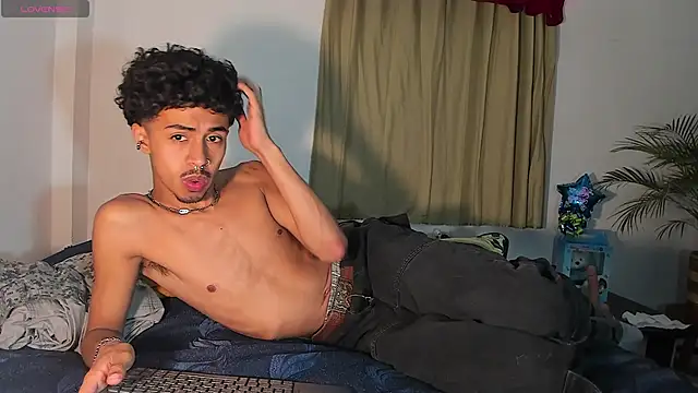 RyanRizzo online show from March 3, 9:59 pm