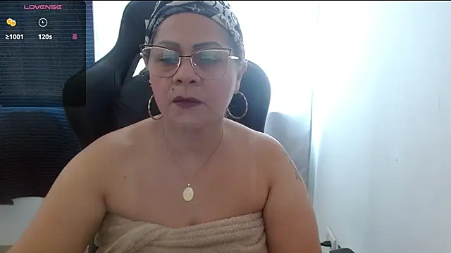 Snapshot of milf_ann48 chatting on March 22, 4:04 pm milf ann48 online show from March 22, 4:04 pm
