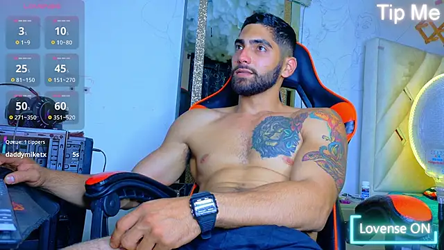 Rich boy01 online show from January 15, 7:50 pm