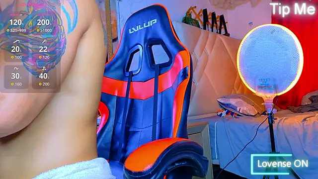 Rich boy01 online show from March 22, 8:43 pm