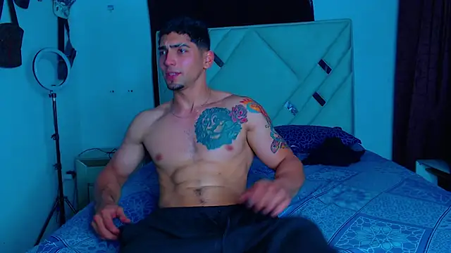 Rich boy01 online show from March 7, 3:40 am