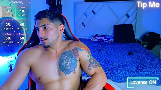 Rich boy01 online show from September 10, 6:40 pm