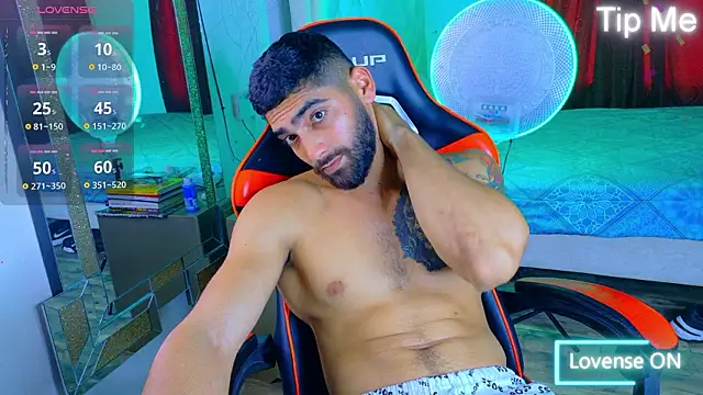 Rich boy01 online show from February 14, 6:08 pm