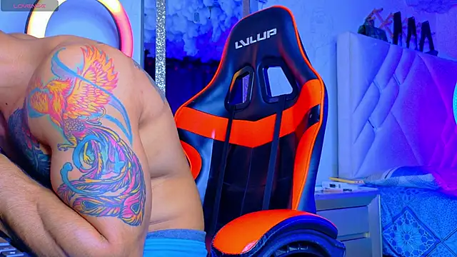 Rich boy01 online show from March 1, 3:28 am