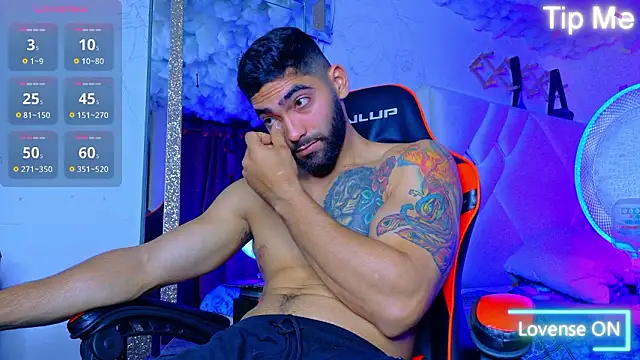 Rich boy01 online show from February 13, 1:44 pm