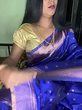 PUNAM BABY1 online show from April 12, 6:11 pm
