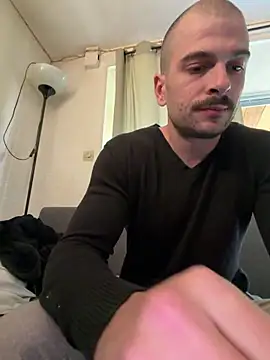 Greyoff online show from May 20, 3:53 pm