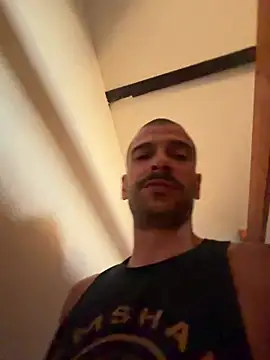 Snapshot of Greyoff chatting on July 17, 8:06 pm Greyoff online show from July 17, 8:06 pm