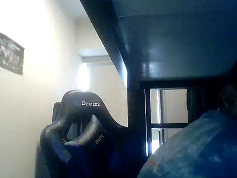 mateomalp675 90 online show from March 15, 9:33 pm