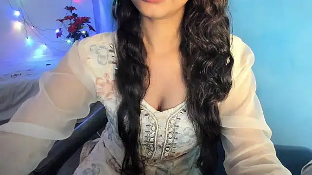 aarjulove online show from October 29, 8:46 am