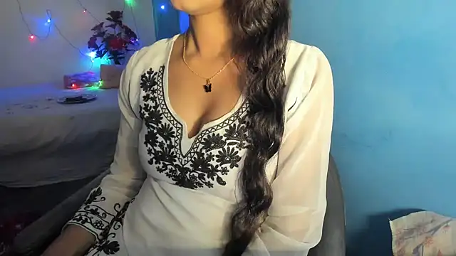 aarjulove online show from October 24, 3:22 pm