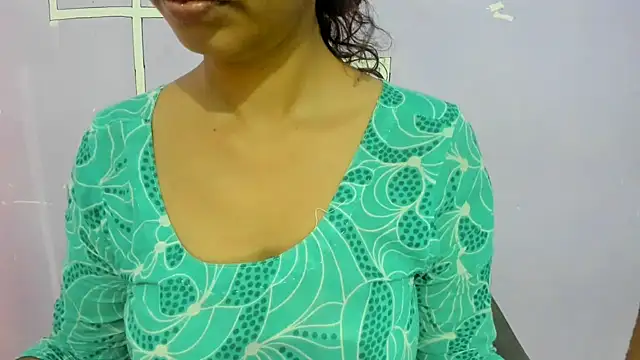aarjulove online show from September 13, 8:36 am