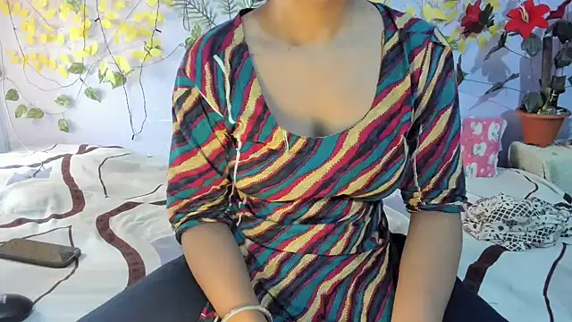 aarjulove online show from June 27, 6:08 am