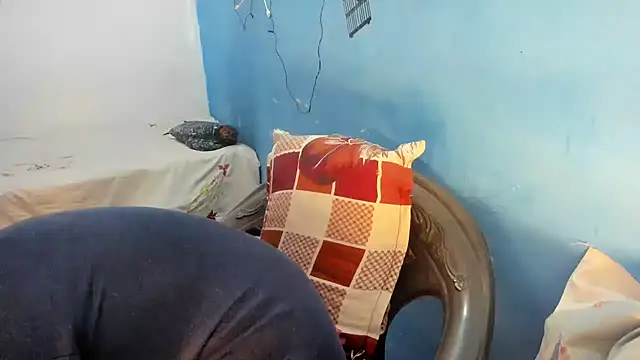 aarjulove online show from January 16, 1:15 pm