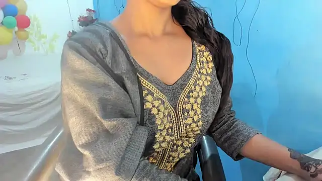 aarjulove online show from February 9, 1:53 pm