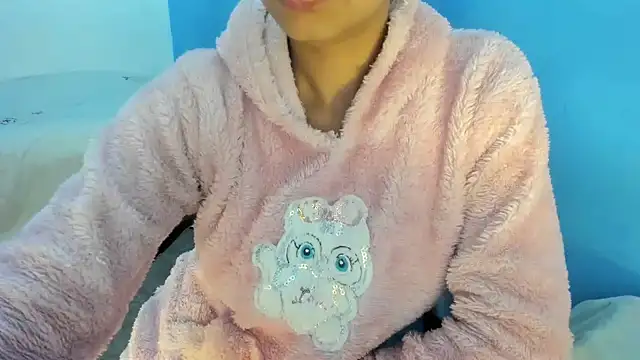 aarjulove online show from January 7, 11:37 am