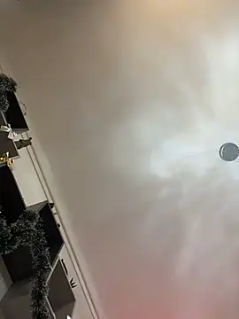 Snapshot of tikitaka97 chatting on December 7, 4:20 pm tikitaka97 online show from December 7, 4:20 pm