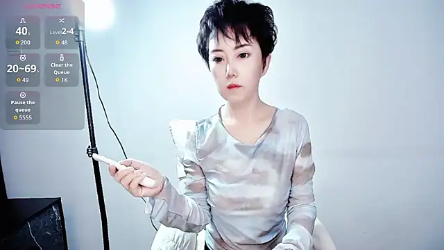 9ering-Er online show from October 25, 9:48 pm