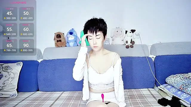 9ering-Er online show from October 12, 8:37 am